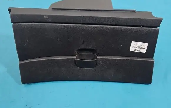 Nissan Qashqai Glove box 68520JD900 IMPRK1555754