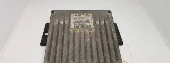 Renault Megane II Engine control unit/module 8200331477 8200254240