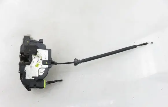 KIA Ceed Front door lock 