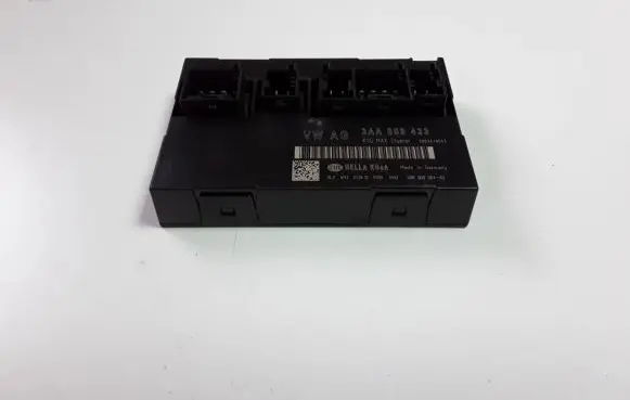 Volkswagen PASSAT B7 Comfort/convenience module 3AA959433