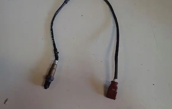 Volkswagen PASSAT B8 Lambda probe sensor 06J906262P