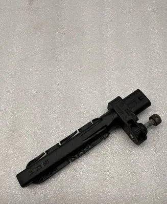 BMW 5 E60 E61 Crankshaft position sensor 7805188 25916010