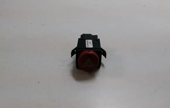 Seat Ibiza III (6L) Hazard light switch 6L2953235A