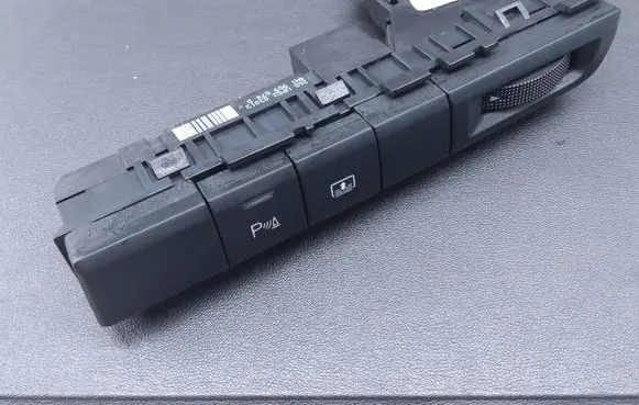 Audi A8 S8 D4 4H Parking (PDC) sensor switch 4H1959674D 4H0820911A