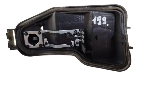 Nissan Qashqai Tail light bulb cover holder 89503244