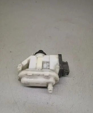 Volkswagen PASSAT B4 Central locking motor 3A0862153B