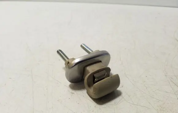 Sun visor clip/hook/bracket