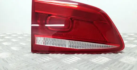 Volkswagen PASSAT B7 Tailgate rear/tail lights 3AF945093R