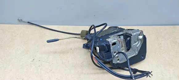 Mercedes-Benz E W211 Front door lock 