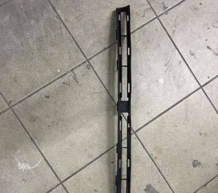 Lexus RX 330 - 350 - 400H Front bumper lower grill 5311348020