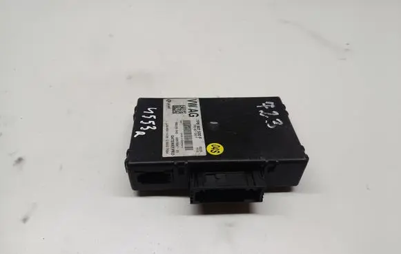 Volkswagen Touareg II Gateway control module 7P6907530F