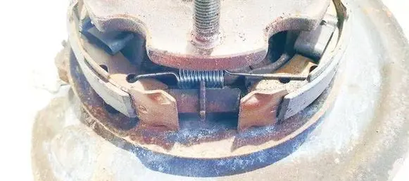 Toyota Avensis T250 Handbrake/parking brake pads 