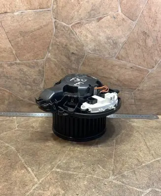 BMW 3 F30 F35 F31 Heater fan/blower T947775