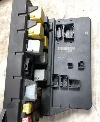 Mercedes-Benz Sprinter W906 Fuse module A9069006303 A9069017501