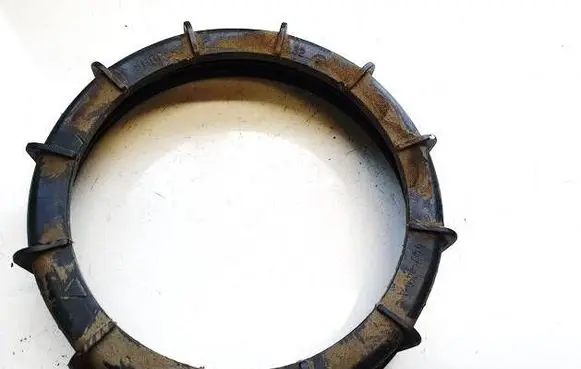 Volvo V40 In tank fuel pump screw locking ring/nut 44740A