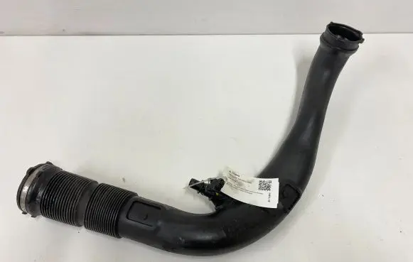 Volvo V50 Air intake hose/pipe 30741210