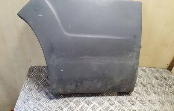 Rear fender molding trim