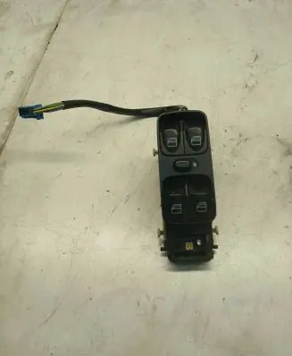 Mercedes-Benz C W203 Electric window control switch A2038200110 501809