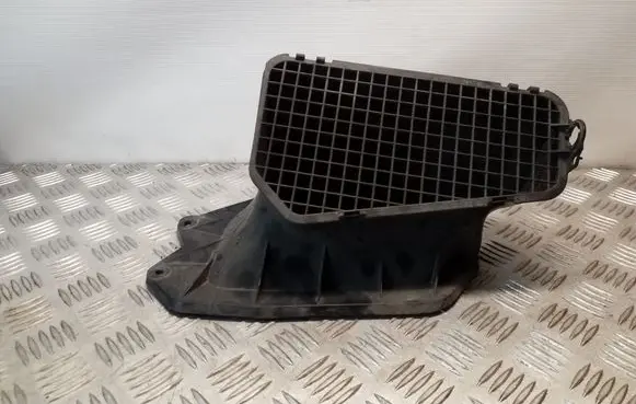Audi A5 Sportback 8TA Air intake duct part 8K2819904