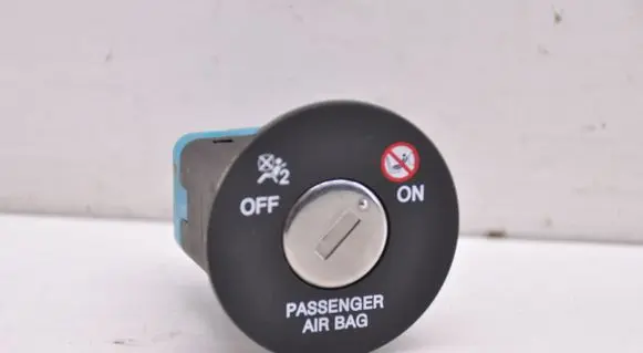 Hyundai i10 Passenger airbag on/off switch 