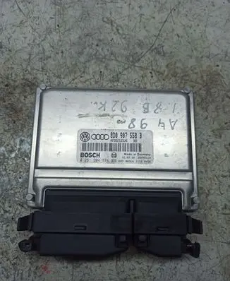 Audi A4 S4 B5 8D Engine control unit/module 8D0907558B 0261204774