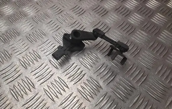 Peugeot 508 II Rear air suspension level height sensor 9822316680