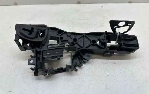 Volkswagen Caddy Front door exterior handle/bracket 7T0837886D