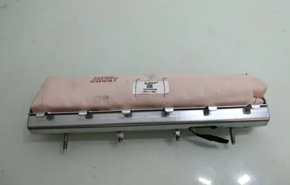 Knee airbag