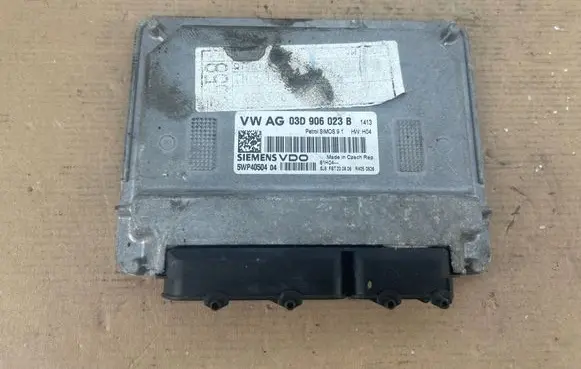 Audi A6 S6 C6 4F Engine control unit/module 03D906023B 5WP405040 5WP40504