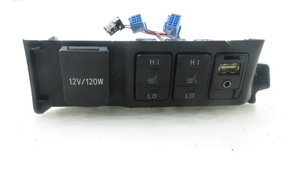 Toyota Auris E180 Seat heating switch 