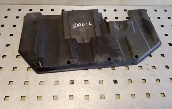 Mitsubishi Outlander Rear underbody cover/under tray 5379A037