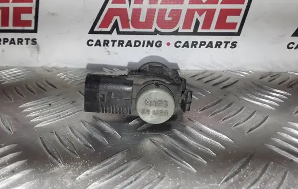 Audi A4 S4 B8 8K Turbo solenoid valve 1K0906283A