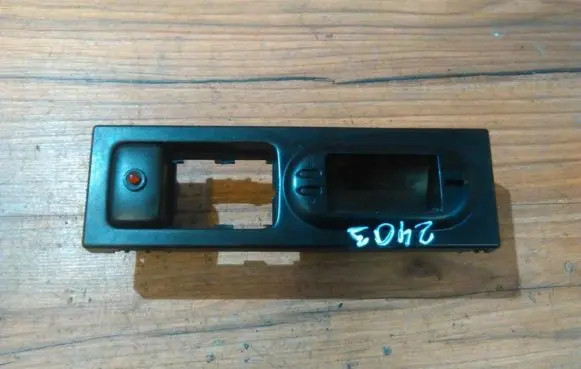Mazda 323 Screen/display/small screen