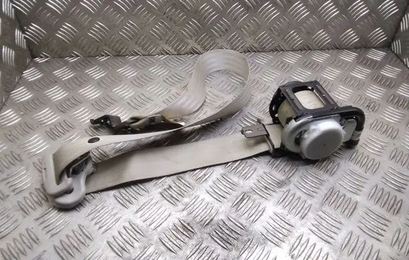 Nissan Leaf I (ZE0) Front seatbelt 619054800C