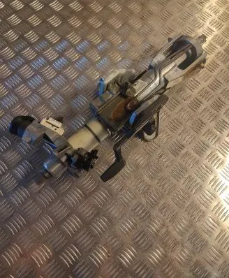 BMW 5 E60 E61 Steering wheel axle 6770697