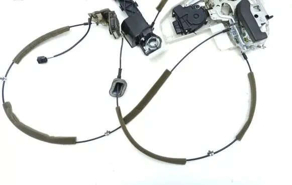 Opel Movano B Sliding door lock 8200766635 8200766635H 806067794R