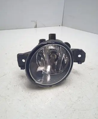 Nissan X-Trail T30 Front fog light 89210438