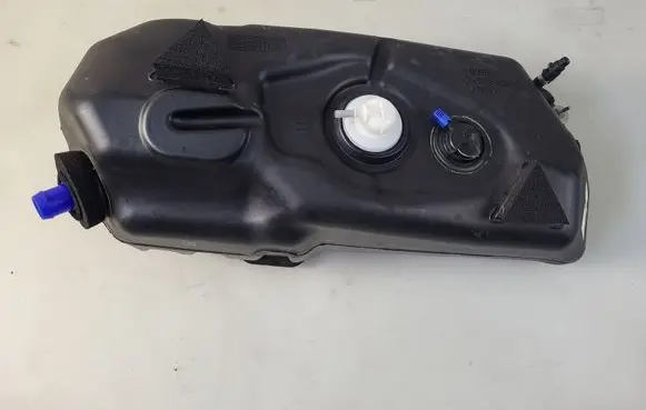 Jaguar XF X260 AdBlue liquid reservoir FPLA5J229AB GX735J228AG