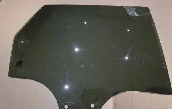 Audi Q3 F3 Rear door window glass 83A845206A