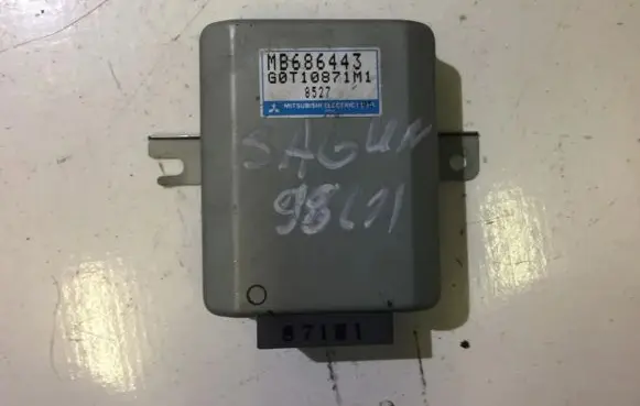 Mitsubishi Shogun Cruise control unit/module MB686443 GOT10871M1