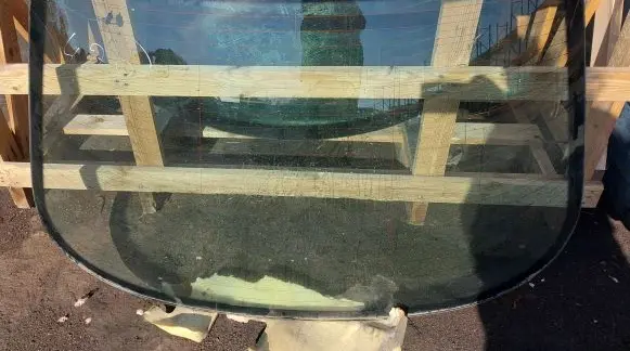 Mercedes-Benz E W210 Front windscreen/windshield window 