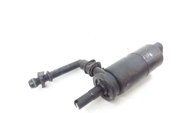 Volkswagen Golf V Headlight washer pump 3B7955681