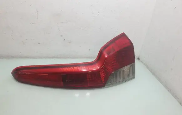 Volvo V50 Rear/tail lights