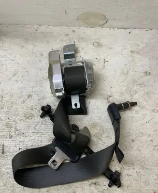 KIA Carens II Front seatbelt 88810201D600 88810201D200