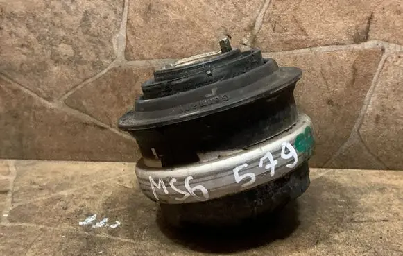 Mercedes-Benz SLK R172 Engine mount bracket A1722400417