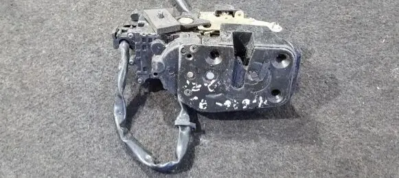 Mazda 626 Rear door lock