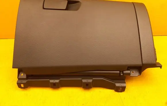 Nissan Qashqai J12 Glove box 681026UN5A 685P36UN0A 681026UN4A