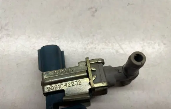 Toyota Yaris Turbo solenoid valve 9091012202