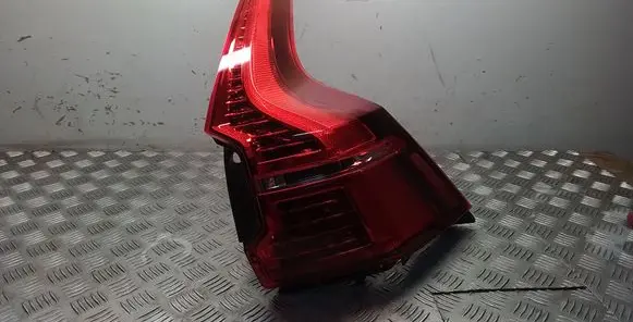 Volvo XC60 Rear/tail lights 32228915