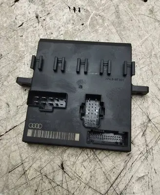 Audi A4 S4 B6 8E 8H Comfort/convenience module 8E0907279F